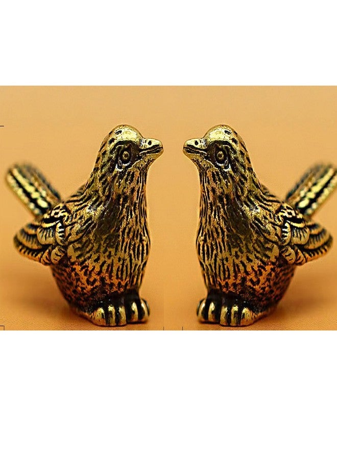 ALHBEJT 2pcs Brass Golden Bird Figurines Small Birds Statues Vintage Brass Bird Statue Retro Sparrow Figurine Home Decor Ornaments for Living Room, Bedroom, Office Desktop, Cabinets - Image 1